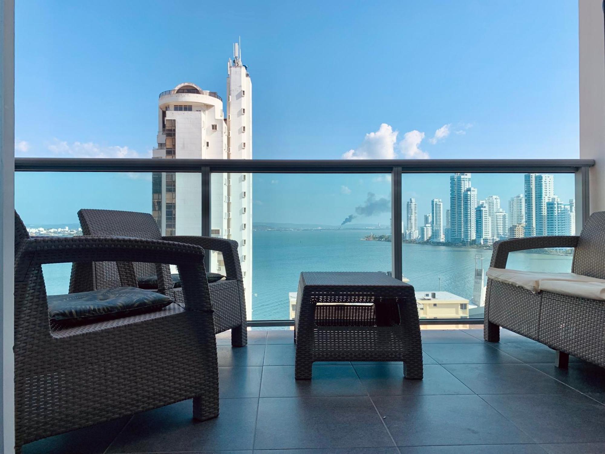 CartagenaOceanview Escape Pool, Jacuzzi & Gym In Bocagrande公寓 外观 照片